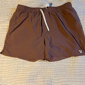 Vuori Shorts